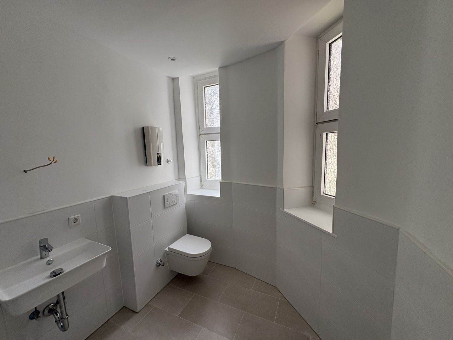 Singles aufgepasst: Saniertes Apartment mit EBK und schönem Duschbad. - Foto 2