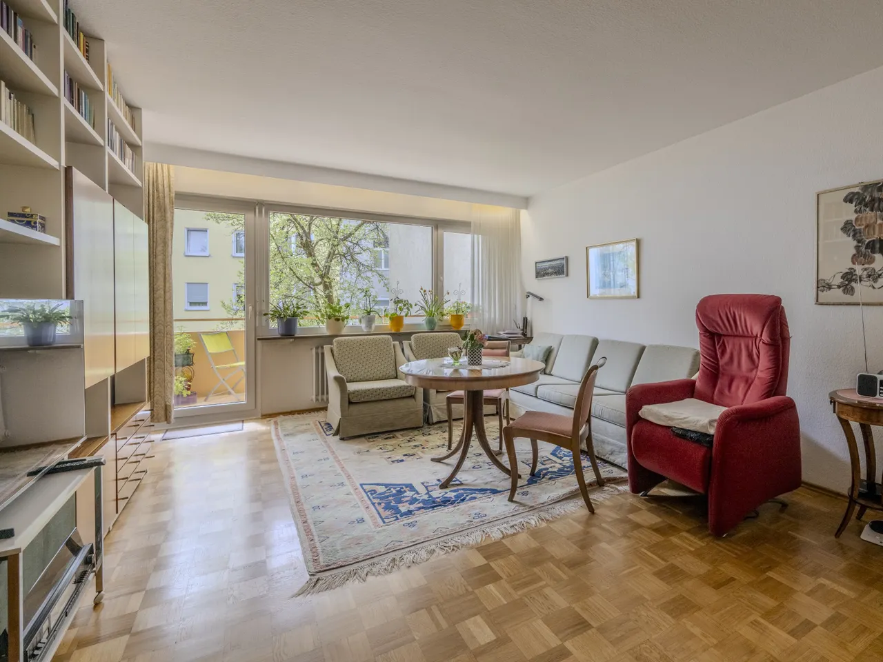 Großes Wohnzimmer