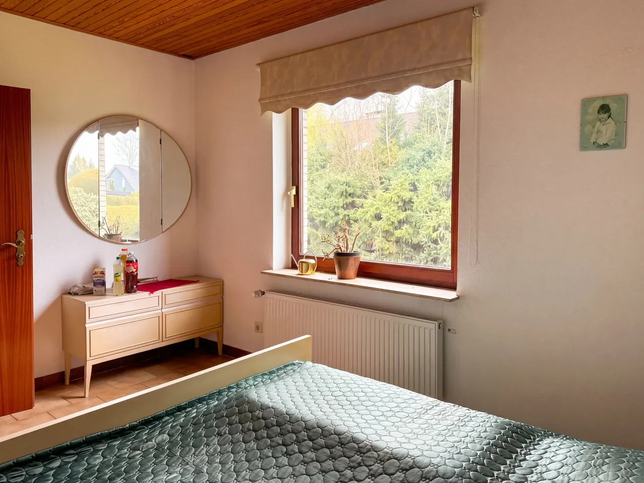 Zweites Schlafzimmer