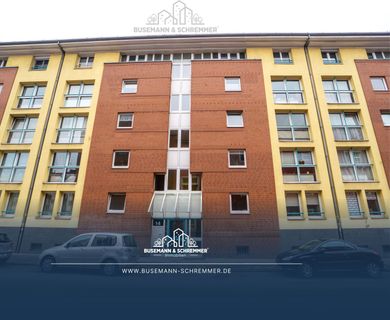 Modernes Wohnglück in der Calenberger Neustadt: 4 Zimmer, Luxus-Bäder & TG-Stellplatz