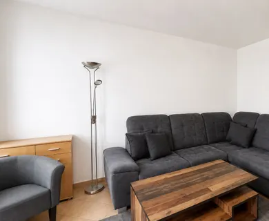 GEPFLEGTE 2- ZIMMER WOHNUNG IN GEFRAGTER KREFELDER LAGE ZU MIETEN!! - Foto 1