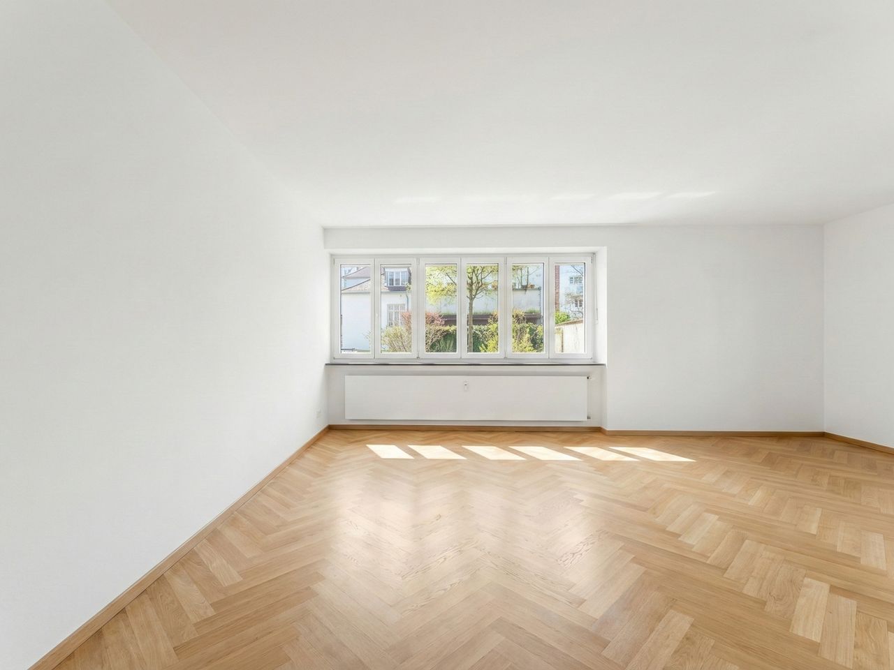 Wohnbereich visualisiert mit Eichenparkett