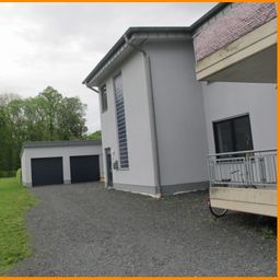 Erstbezug in Niederau, mit Blick in den Burgauer Wald. 
    ***Großer Balkon ist auch dabei***