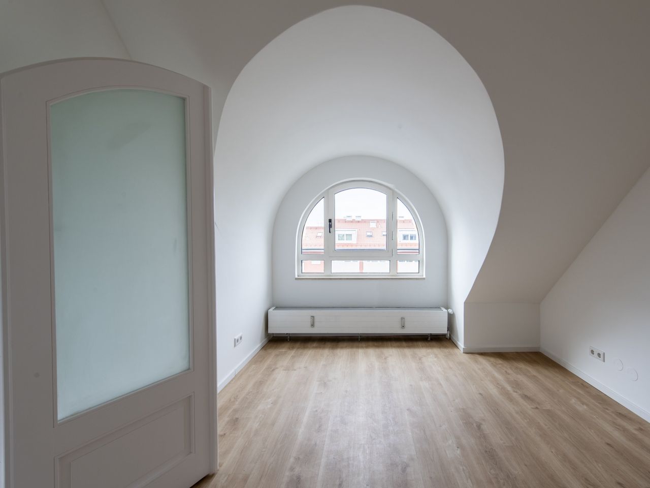 Schlaf-/ Arbeitszimmer