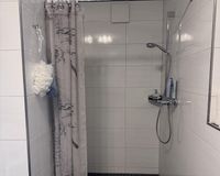 ...mit barrierefreier Dusche
