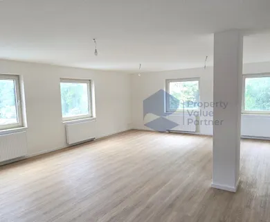 Großzügig, modern, repräsentativ: Traumhafte Wohnung mit drei Schlafzimmern und XXL-Wohnbereich