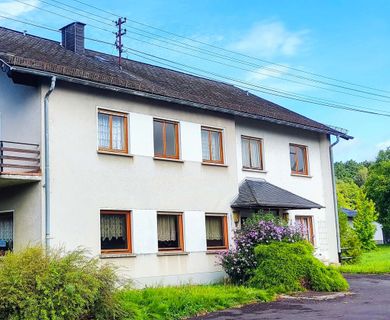 Objekt mit Entwicklungspotenzial –317 m² Wfl. auf 1.974 m² Grundstück, für Investoren & Privatnutzer