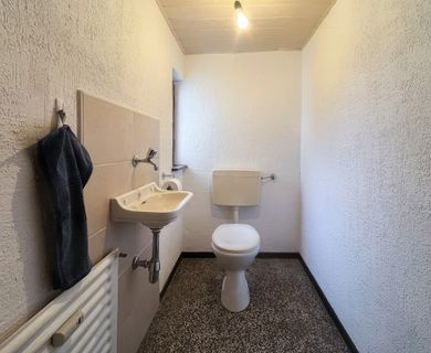 Geräumige Einliegerwohnung mit Dachboden und Kellerabteil - Foto 2