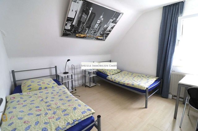 Schlafzimmer 2.1
