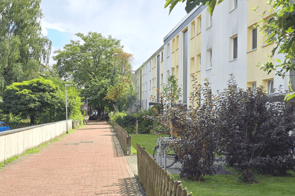 2x SANIERT: Selbst nutzen UND vermieten +Balkone +ruhige Lage +TG-Stellplatz mit Geb&auml;udeanschluss