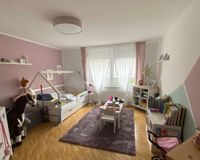 Kinderzimmer möbliert