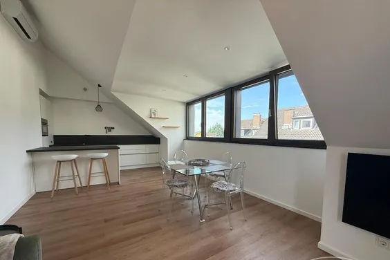 Rödelheim 8072694 – Modernes Dachgeschoss mit Balkon & hochwertiger Ausstattung