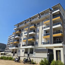 Wohnkomfort unter der Sonne – Moderne Wohnung in Gazipaşa