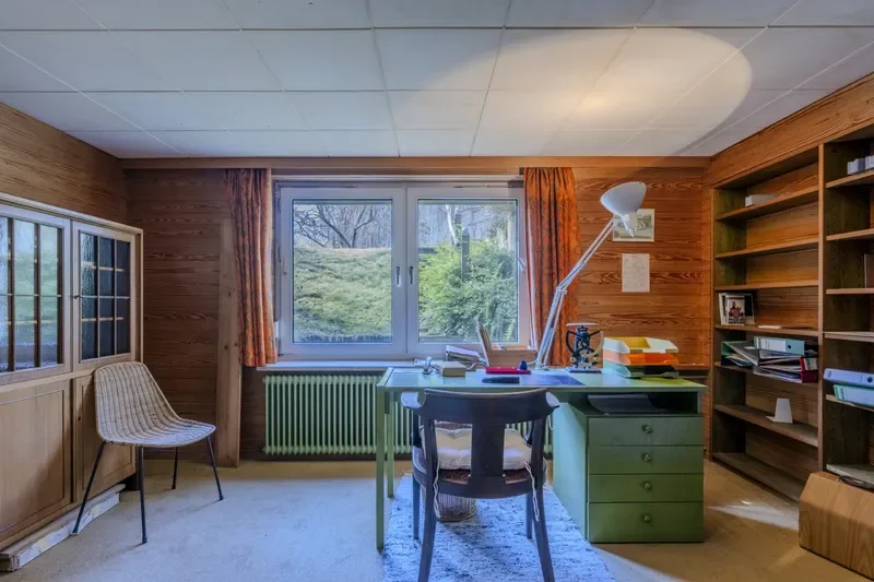 Büro im Souterrain