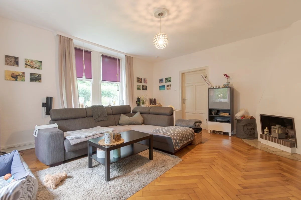 Wohnzimmer (EG)