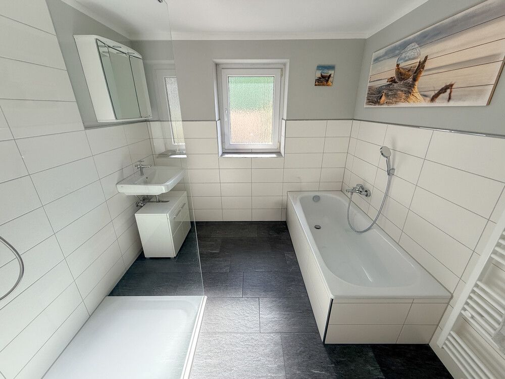 Badezimmer EG