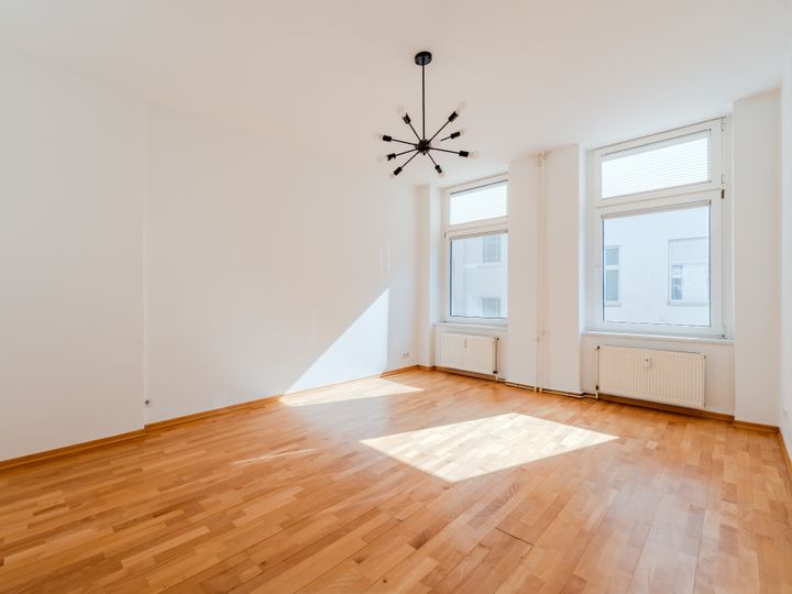 Lichtdurchflutete Kiezwohnung am Akazienkiez – Provisionsfrei & bezugsfrei