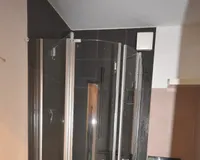 Gäste-WC mit Dusche