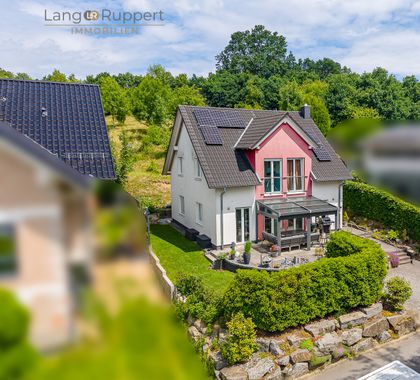 Jetzt neu: Haus zum Kauf in Fürth