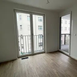 3-Raumwohnung mit dem Blick über das RAW-Gelände.