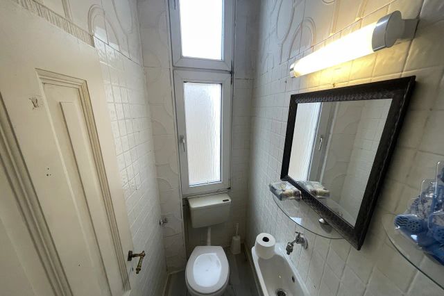 WC
