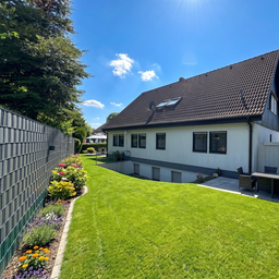 Einfamilienhaus mit vermieteter Einliegerwohnung und großem Keller in Altenbönen