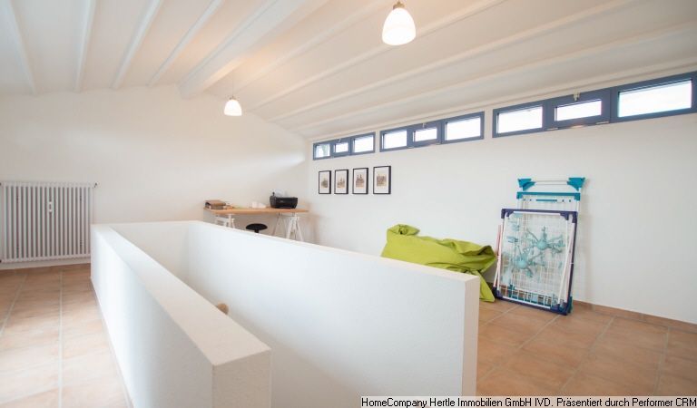 Arbeitszimmer im DG