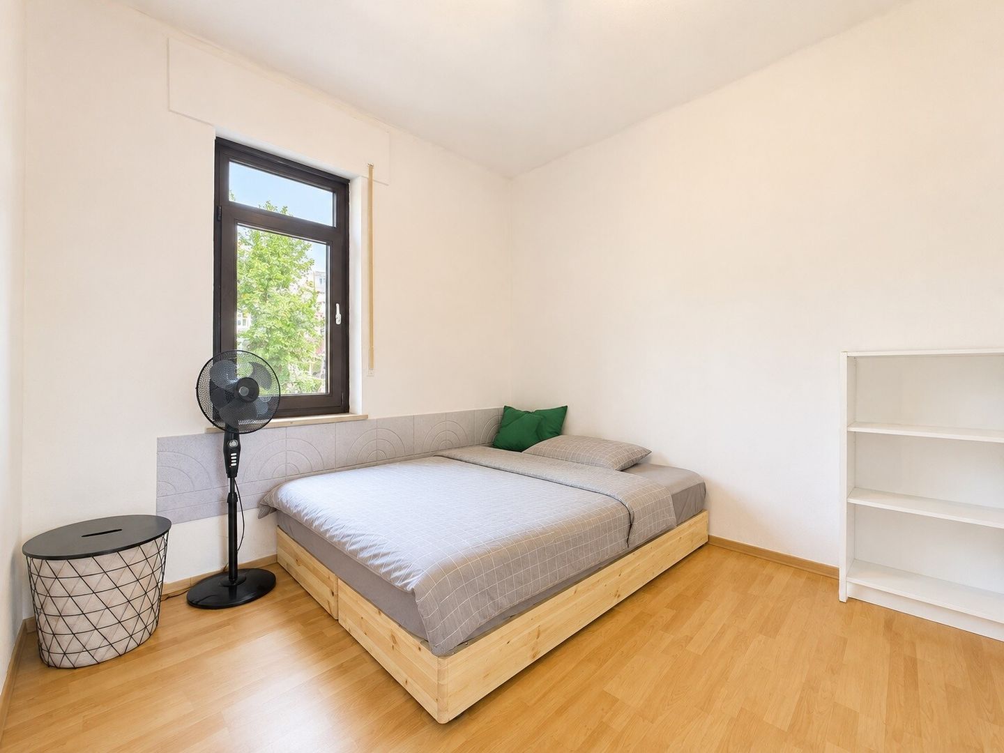 Charmante Altbauwohnung in Rheinlage von Krefeld-Uerdingen zu mieten! - Foto 5
