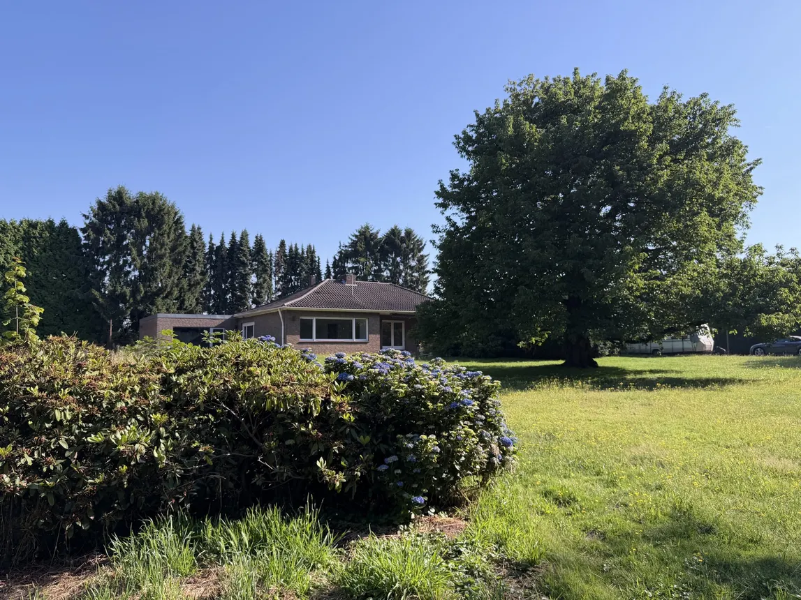 VERKAUFT! Freistehender Bungalow mit viel Platz in Wesel- Obrighoven