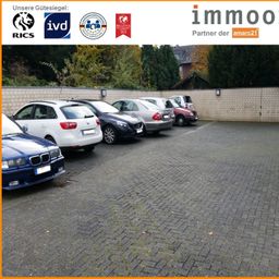 — Bewertung! — Gutachten Gewerbeimmobilie mit Büros / Praxis | Außen- / TG-Stellplätzen