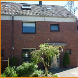 ***Großes Haus, großer Garten, eigener Strand, tolle Lage***