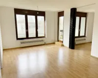 Wohnbereich Blick Schlafzimmer und Balkon