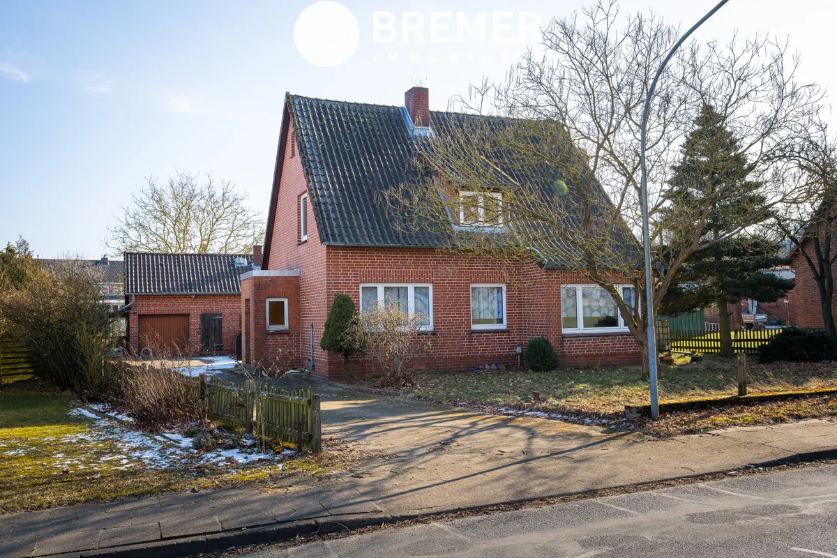 Straßenansicht