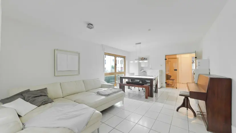 Immobilienmakler in Düsseldorf - Titel 1 Ansicht Wohnzimmer