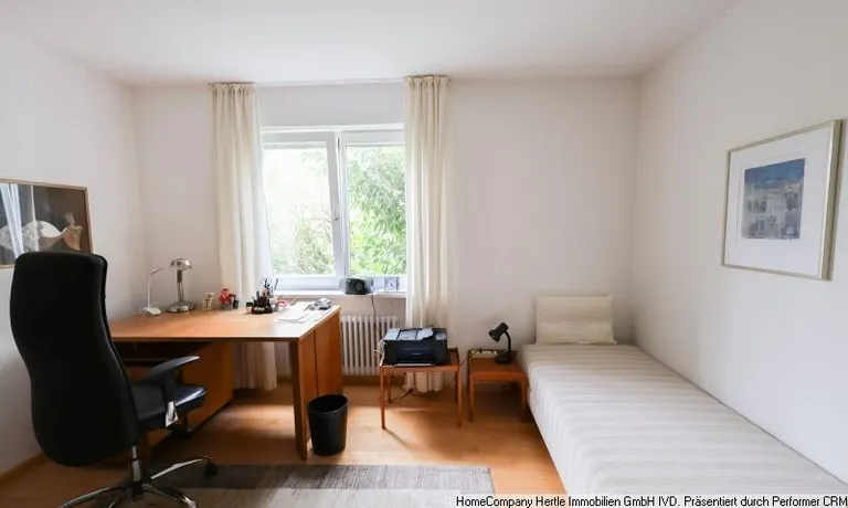 Arbeitszimmer