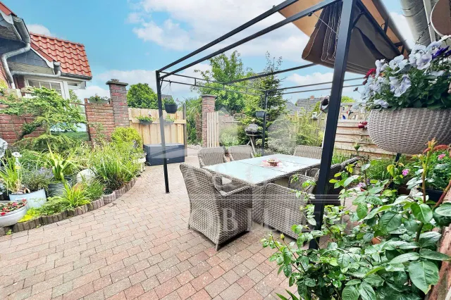 TERRASSENBEREICH II. WOHNHAUS