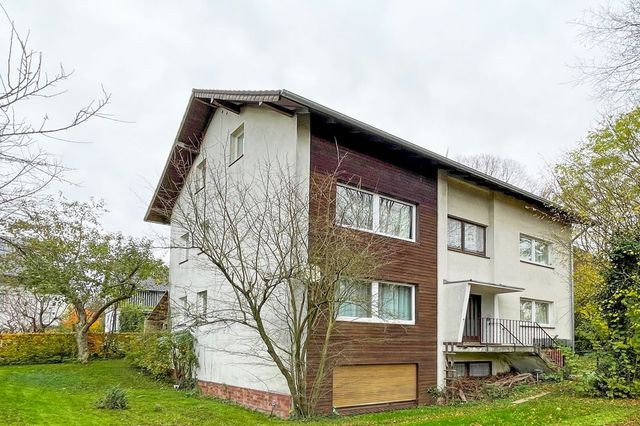 angrenzendes Wohnhaus "Kirchweg 3"