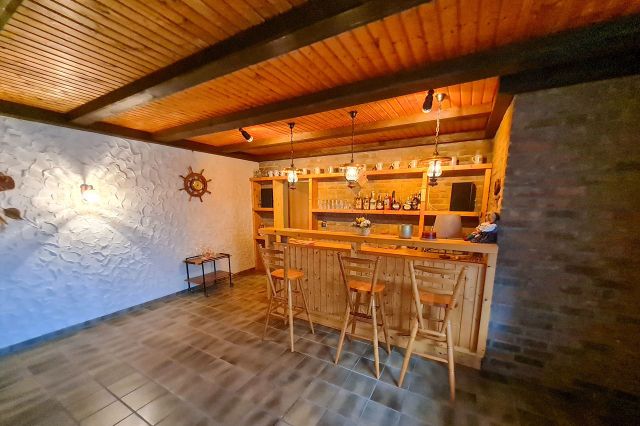 Kellerbar