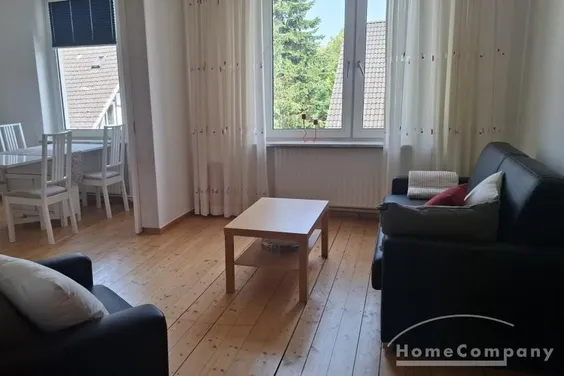 2,5 Zi.Whg., 2. OG, möbliert.