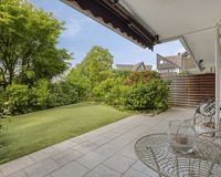 Terrasse  und  Garten