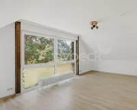 Geräumiges Schlafzimmer