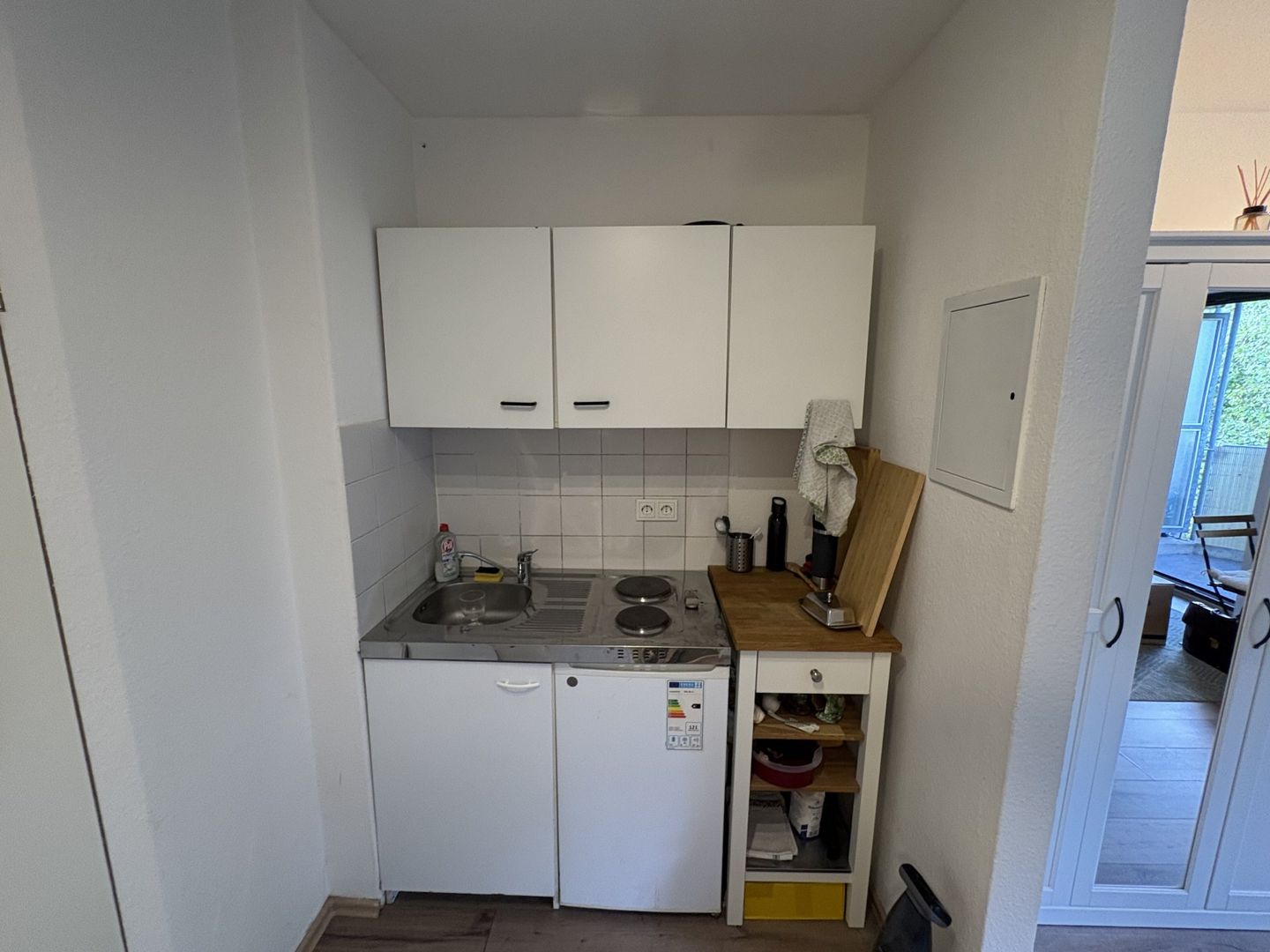 Gepflegtes Apartment mit Balkon und Pantry-Küche in Hassels. - Photo 2