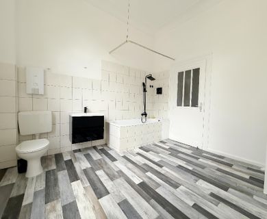 SANIERTE 3-ZIMMERWOHNUNG IM ALTBAU ZU MIETEN! - Foto 5