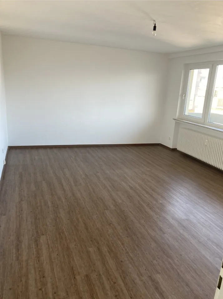 Exklusive 3-Zimmer-Wohnung – komplett renoviert - Photo 1