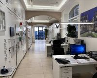 Blick durch das ganze Ladenlokal