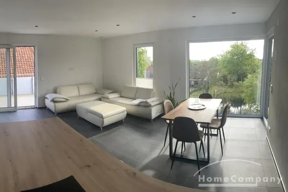 Sehr schöne, moderen 2 Zi.-Wohnung, Neubau, mit großer Terrasse.