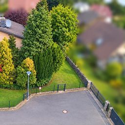 2-Familienhaus mit Baugrundstück und Potenzial für vielseitige Nutzung