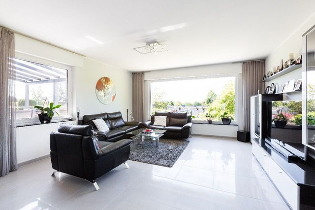 Wohnzimmer Ansicht 2