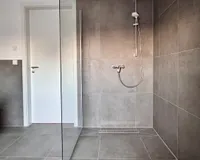 mit Dusche
