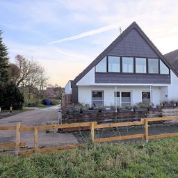 Wohnen mit guten Aussichten  Traumhaus sucht Lieblingsmenschen.